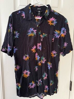 Volcom Black Short-Sleeve Button-Up Floral Shirt